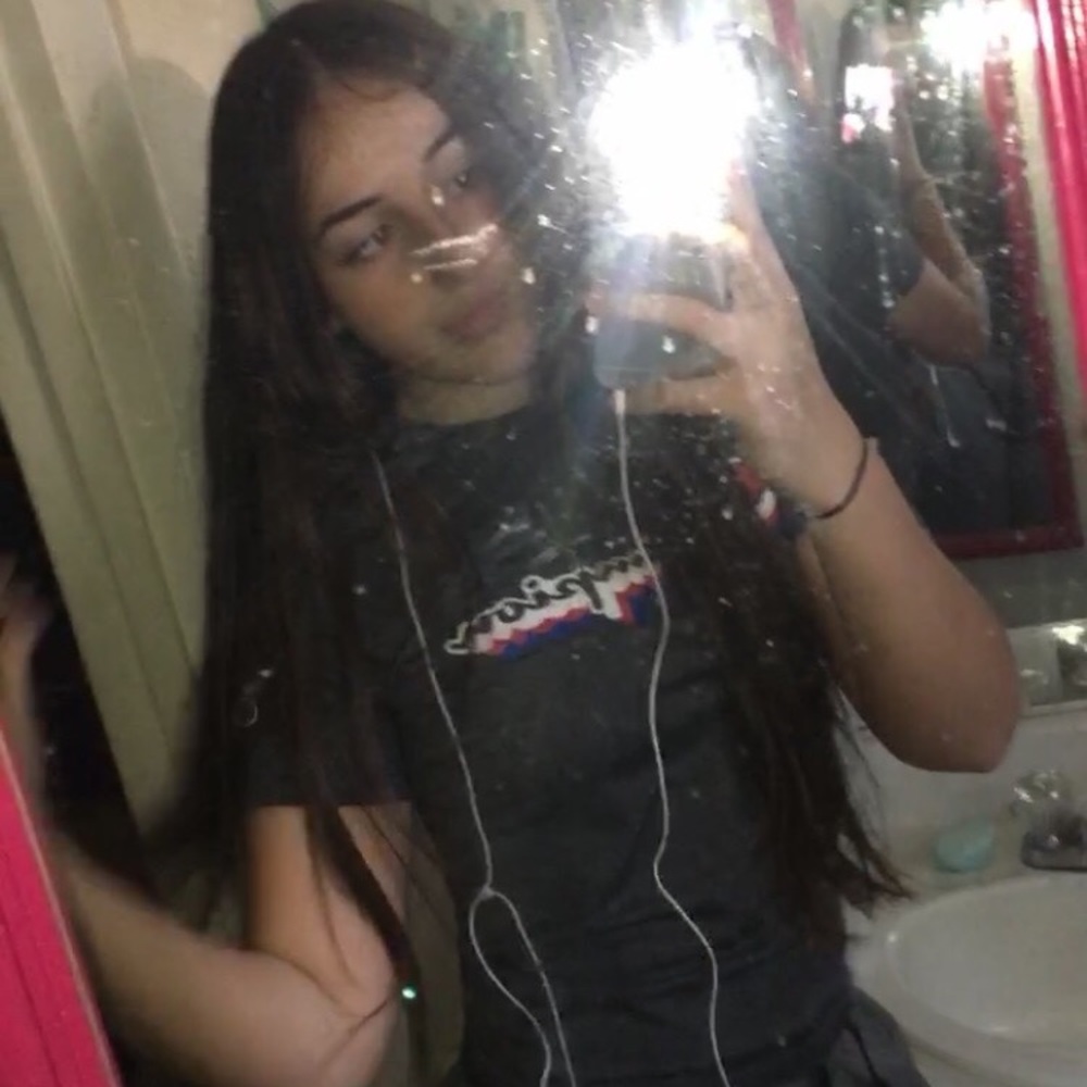Meet your Posher, Jazmine